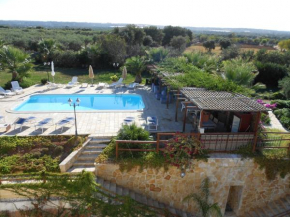 Отель B&B Tenuta Martinelli  Монополи
